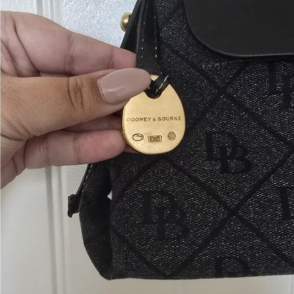 Authentic Vintage Dooney & Bourke Black Monogram Purse - Picture 5 of 16